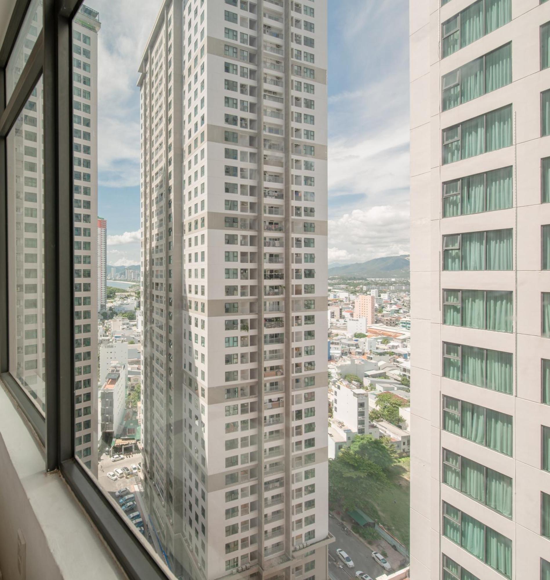 Can Ho Mt Vien Trieu Oceanus Apartment - Thai Ha Нячанг Екстер'єр фото
